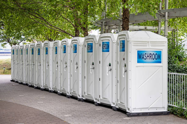 Best Sanitation services for porta potties  in Kenwood Estates, FL
